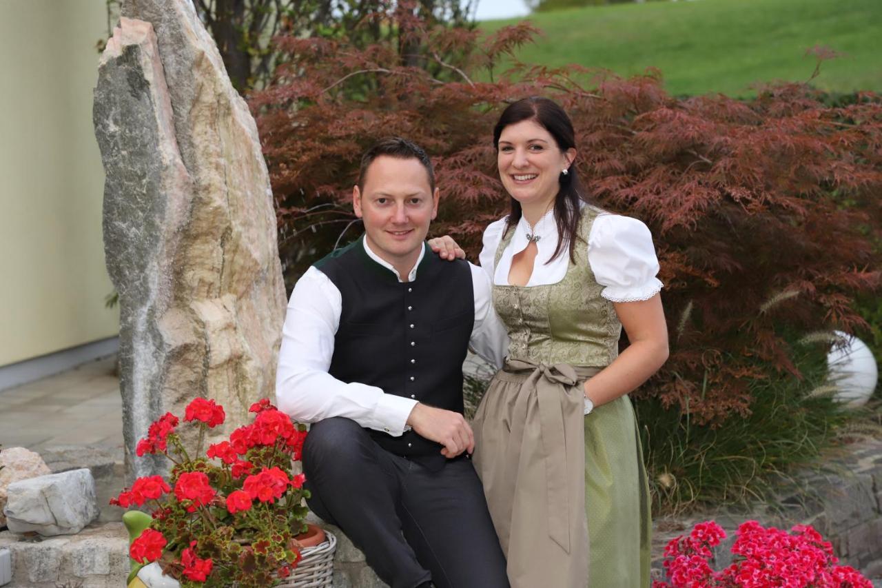 Hotel Sonntagsberg Hof Familie Fiedler Bad Waltersdorf Exterior foto